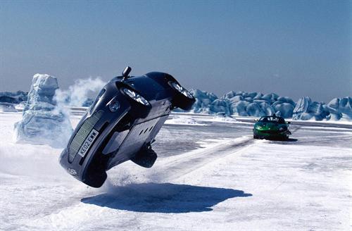 Bond cars throughout the franchise-Autodealer