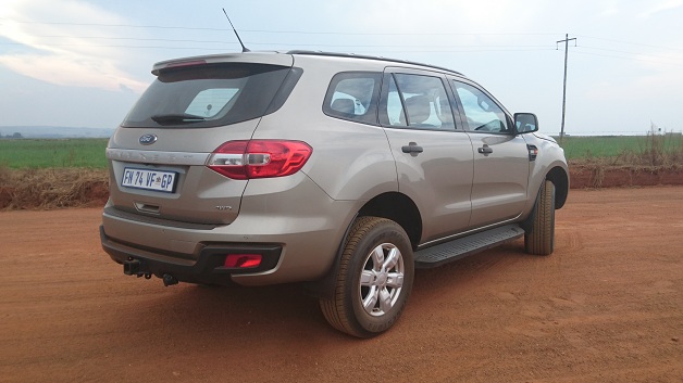 Ford Everest XLS a back-to-basics 4x4-Autodealer