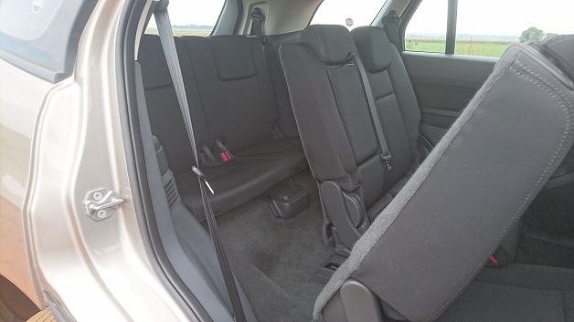 Ford Everest XLS a back-to-basics 4x4-Autodealer