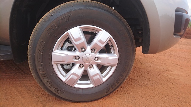 Ford Everest XLS a back-to-basics 4x4-Autodealer