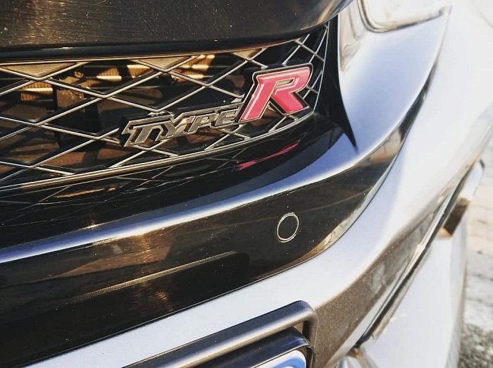 Honda Civic Type R is hot hatch royalty-Autodealer