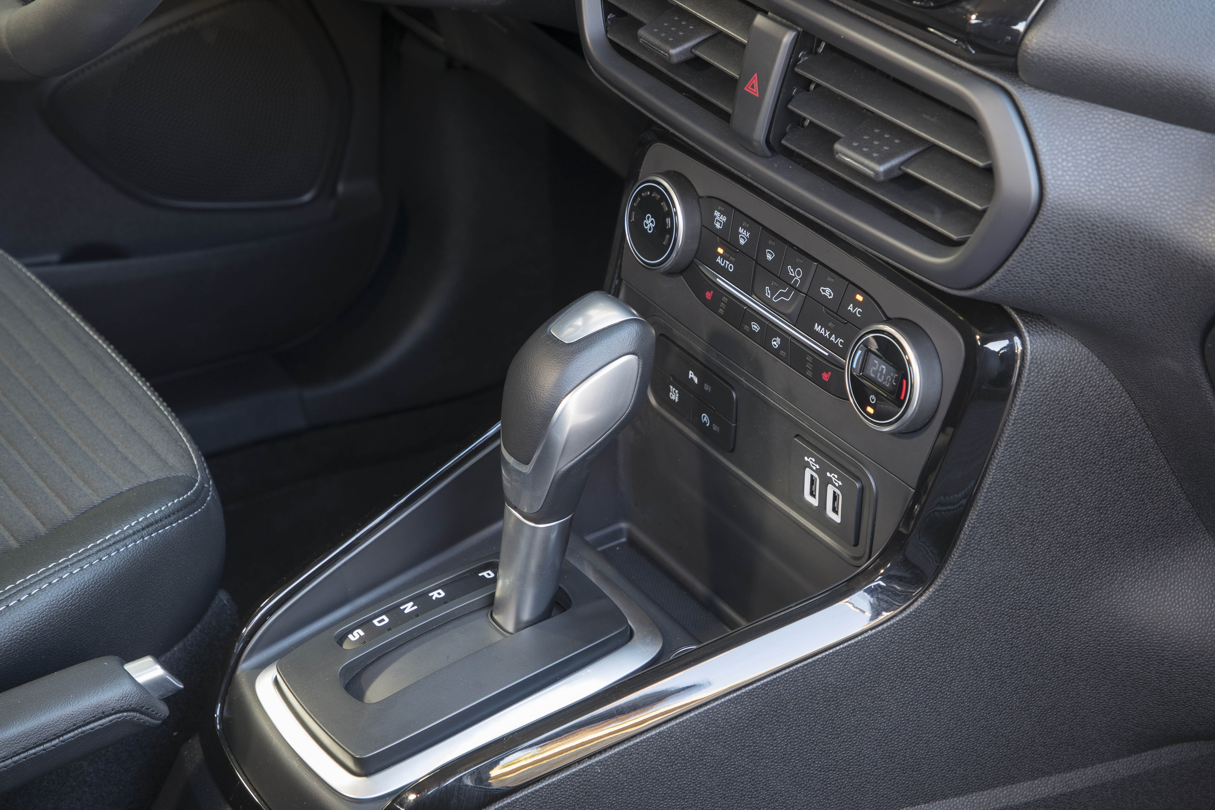 Updated Ford EcoSport driven-Autodealer
