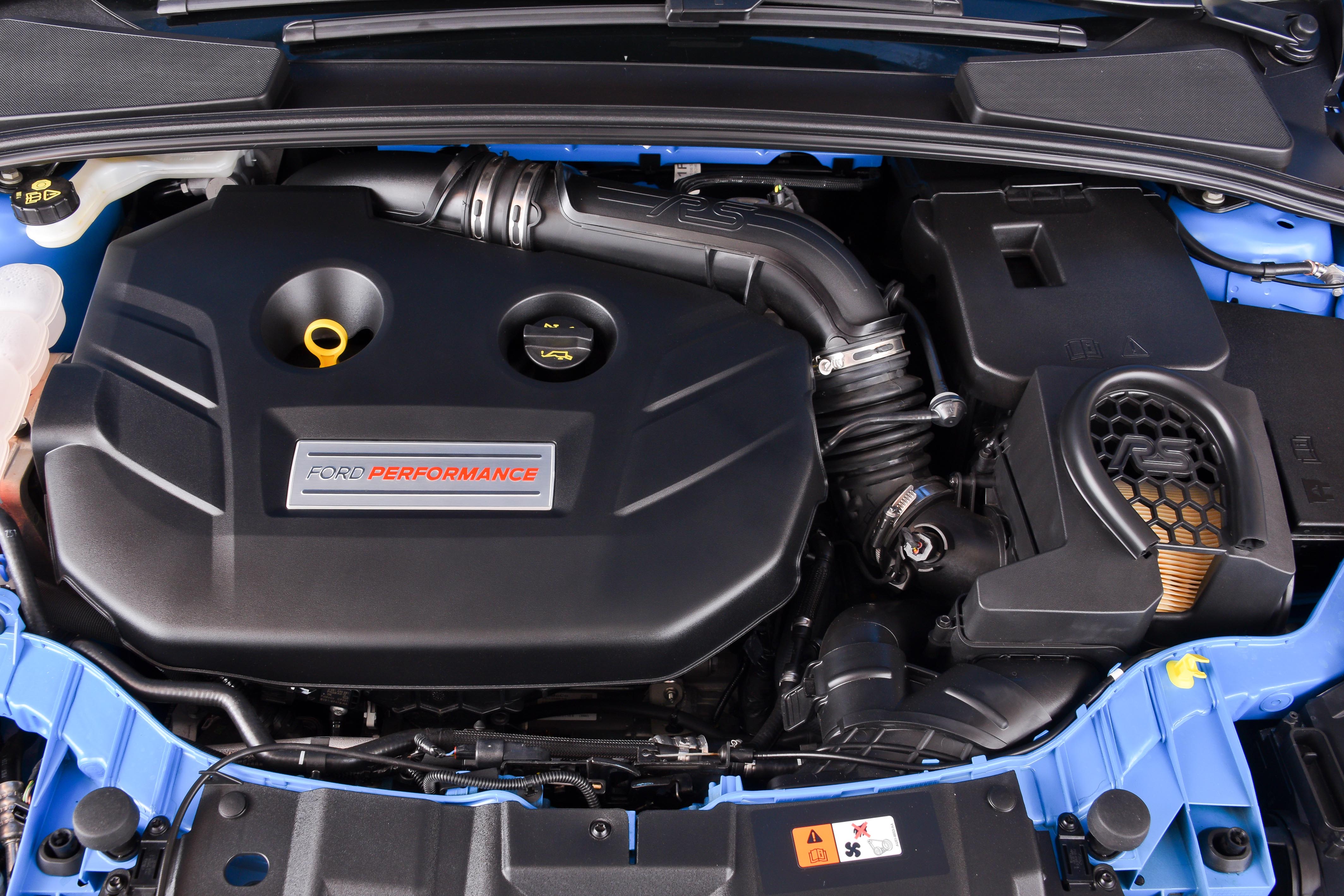 The greatest hot hatch in the land: Ford’s Focus RS-Autodealer