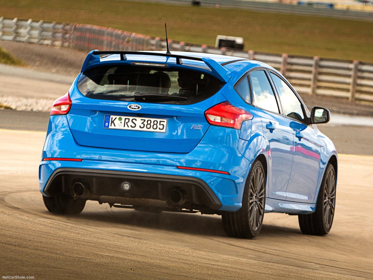 Ford Focus RS inspires hooliganism-Autodealer