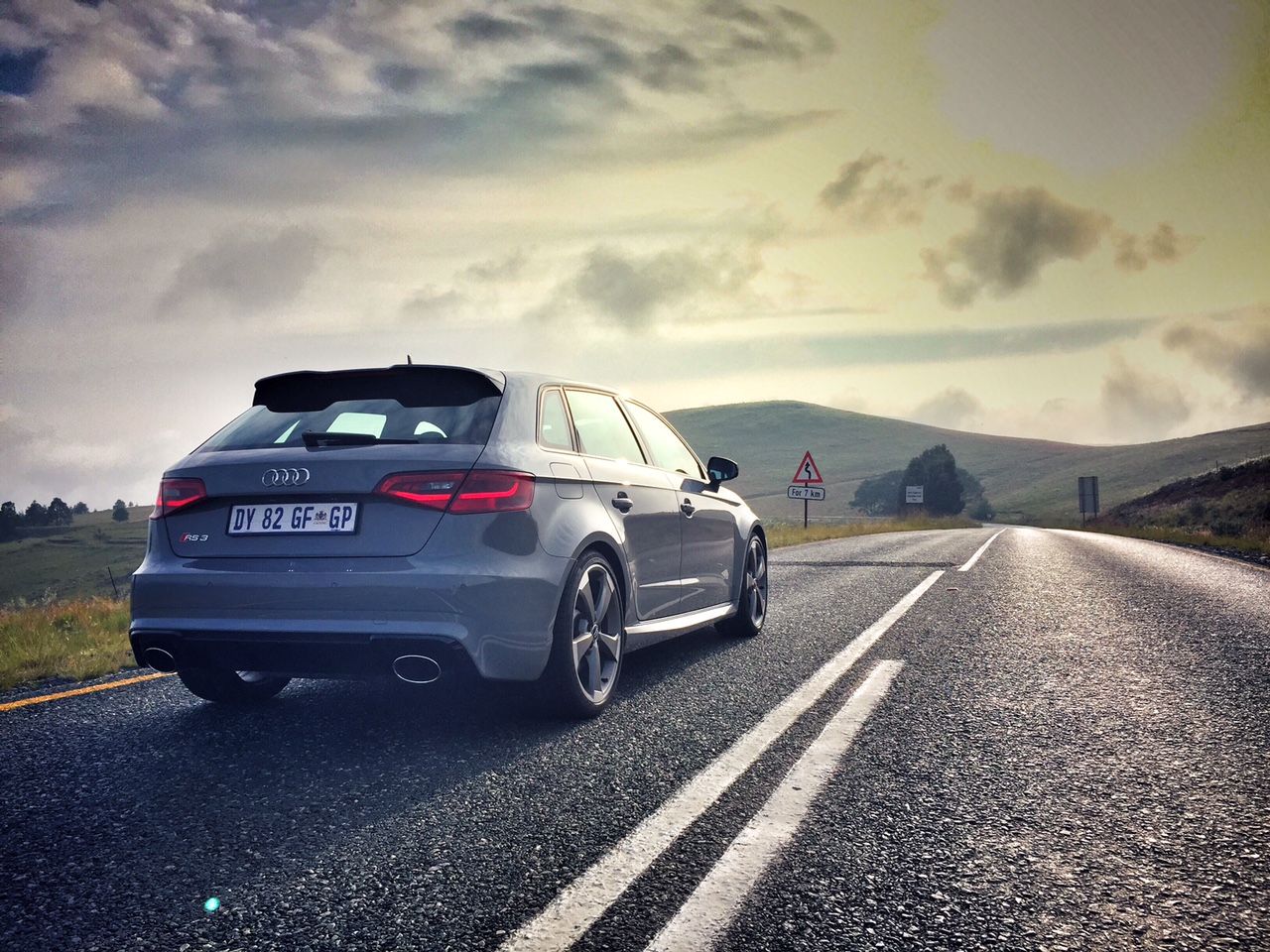 Audi’s hooligan RS3-Autodealer