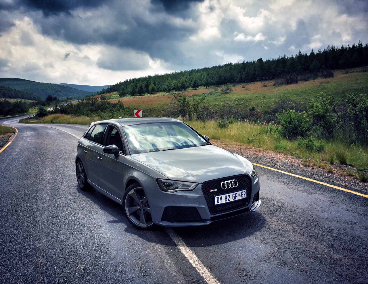 Audi’s hooligan RS3-Autodealer
