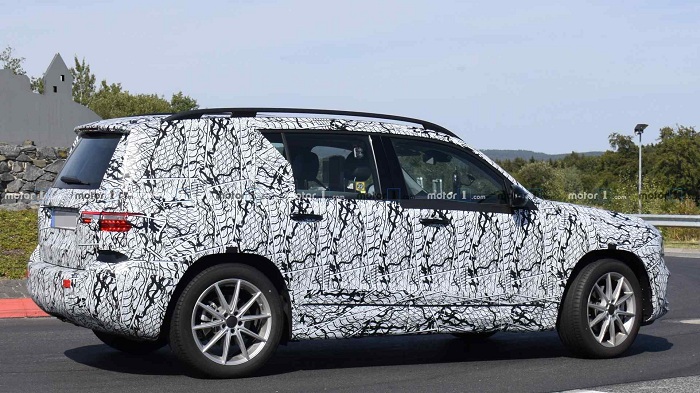 Mercedes-Benz GLB comes clean on the inside-Autodealer
