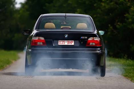 Road Worthy for who?-Autodealer