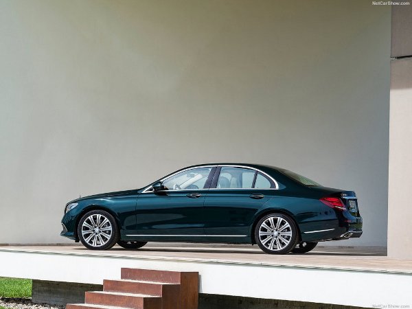 Mercedes-Benz E-Class, the new benchmark? -Autodealer