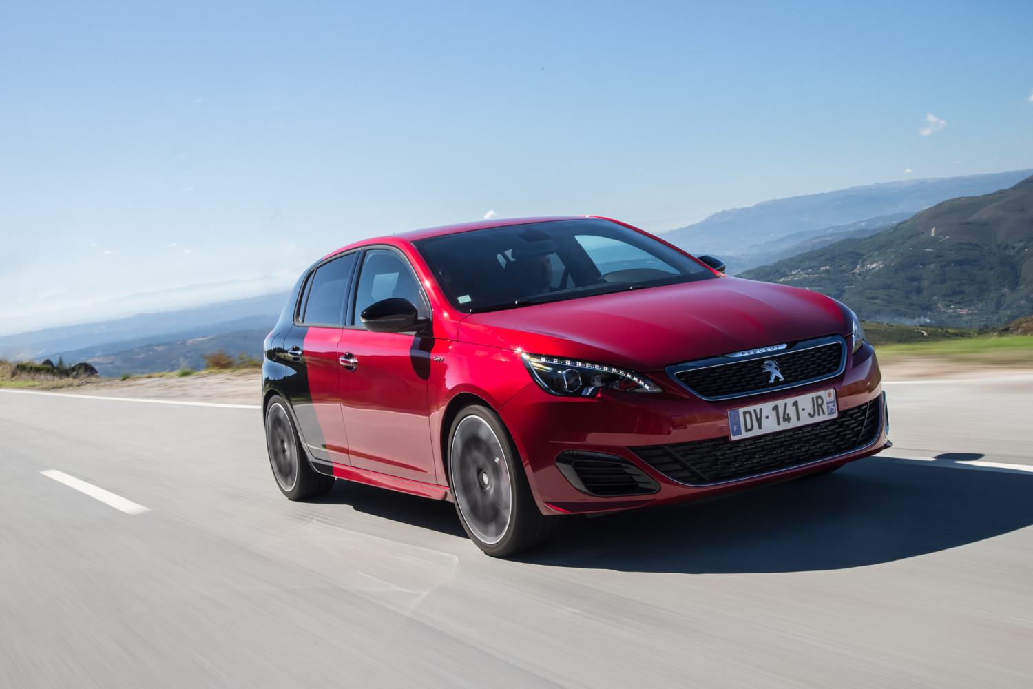 Peugeot 308 GTi set to take on that other GTI -Autodealer