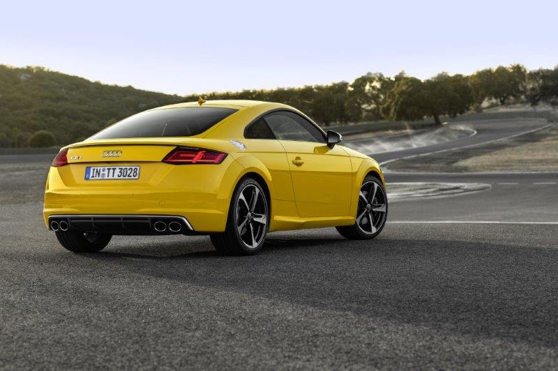 The TTerrific Audi TTS Coupé 2.0T FSI -Autodealer