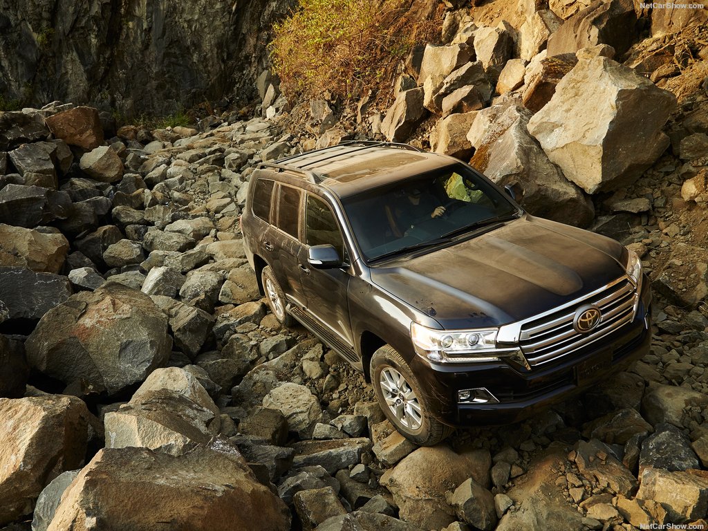Toyota Land Cruiser 200, Inkosi Africa-Autodealer