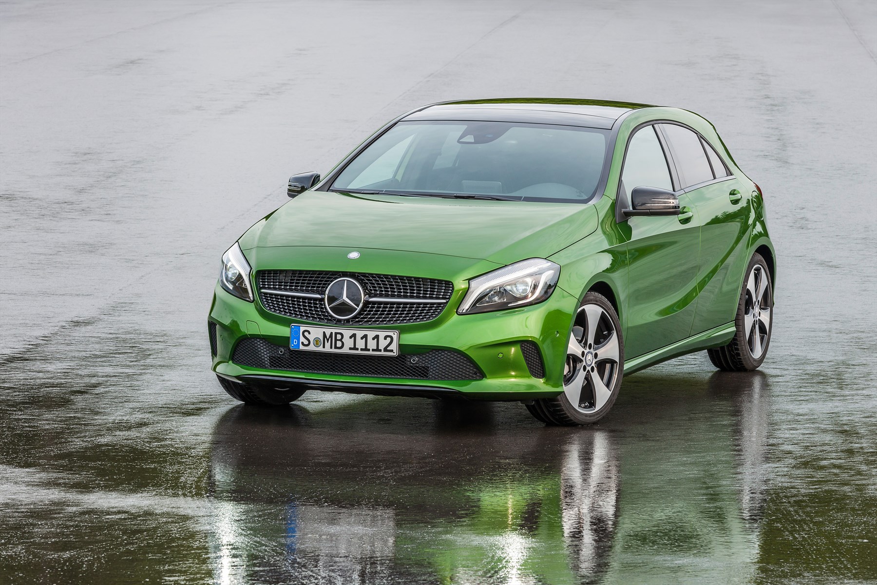 Mercedes-Benz peps up its A-Class-Autodealer