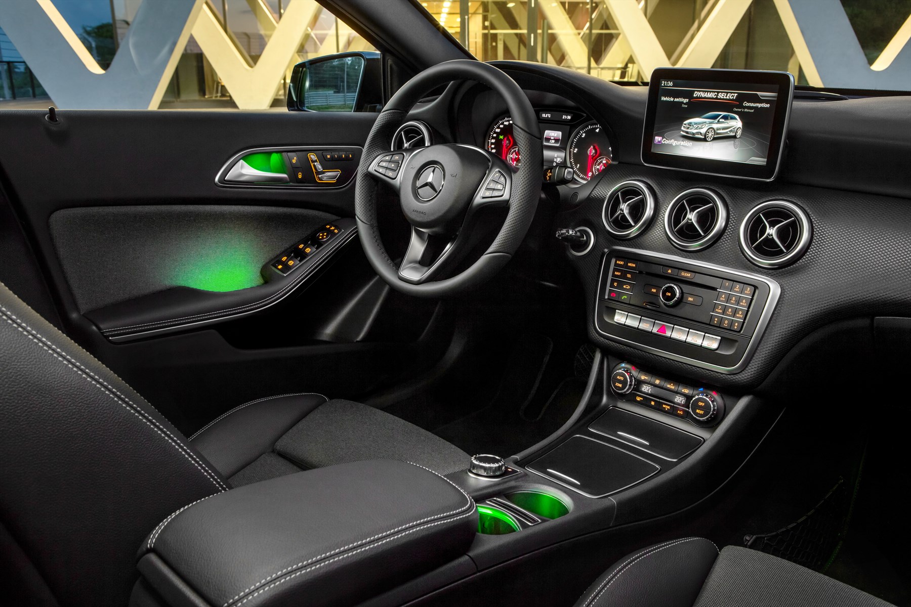 Mercedes-Benz peps up its A-Class-Autodealer