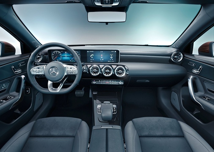 China only Mercedes-Benz A-class Sedan L bows in Beijing-Autodealer