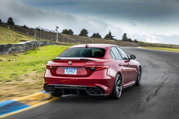 Soul stirring Alfa Romeo Giulia arrives-Autodealer