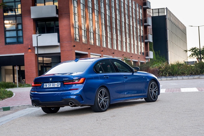 Latest BMW 3 Series touches down-Autodealer
