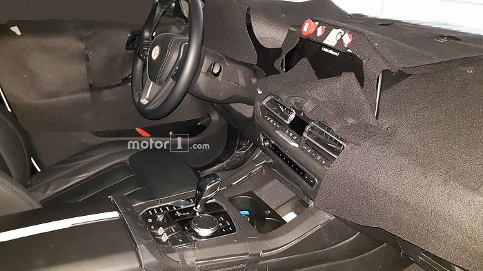 BMW X7 starts revealing itself as new tech details emerge-Autodealer