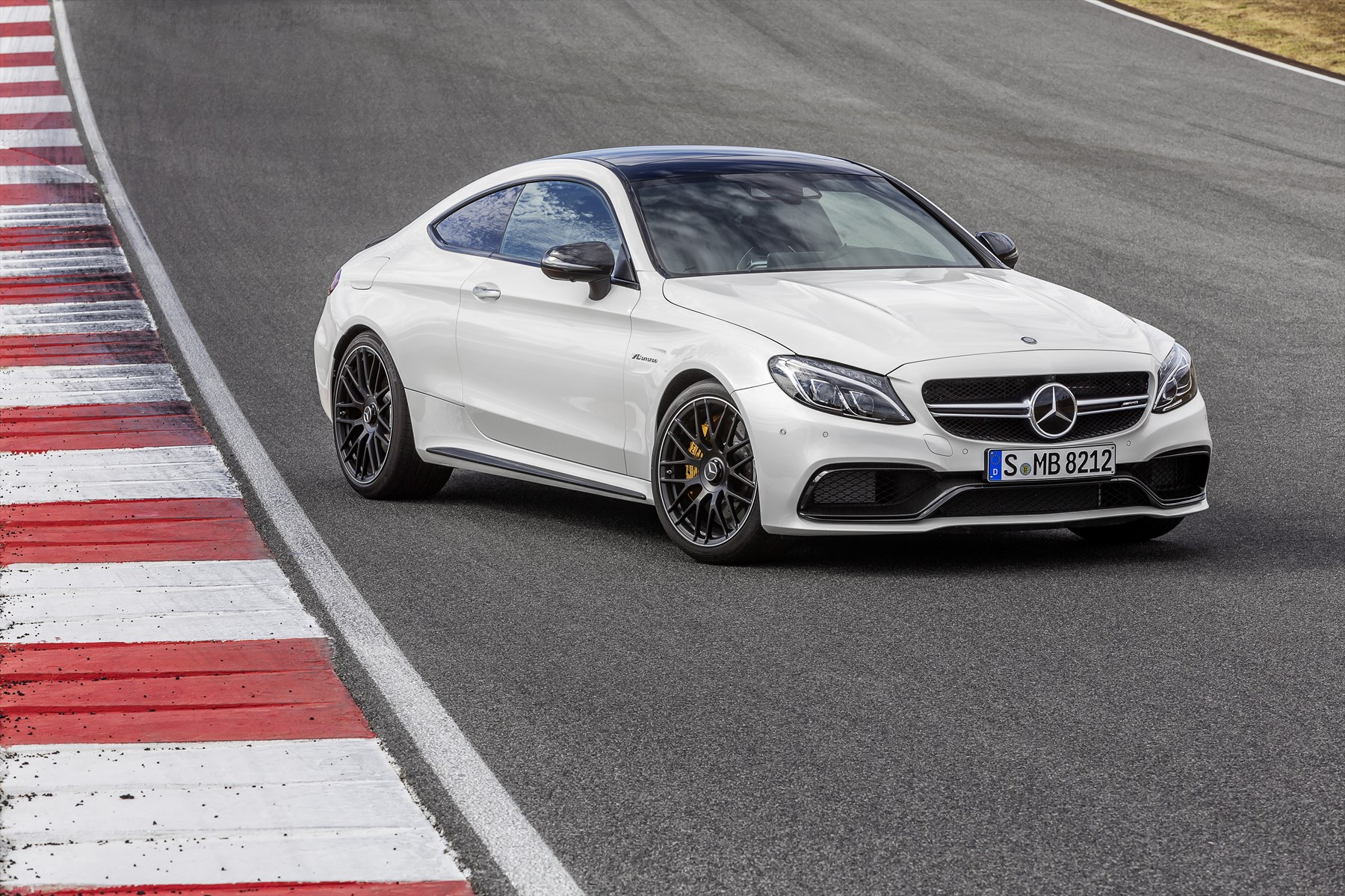 Mercedes-Benz and Mercedes-AMG model assault-Autodealer