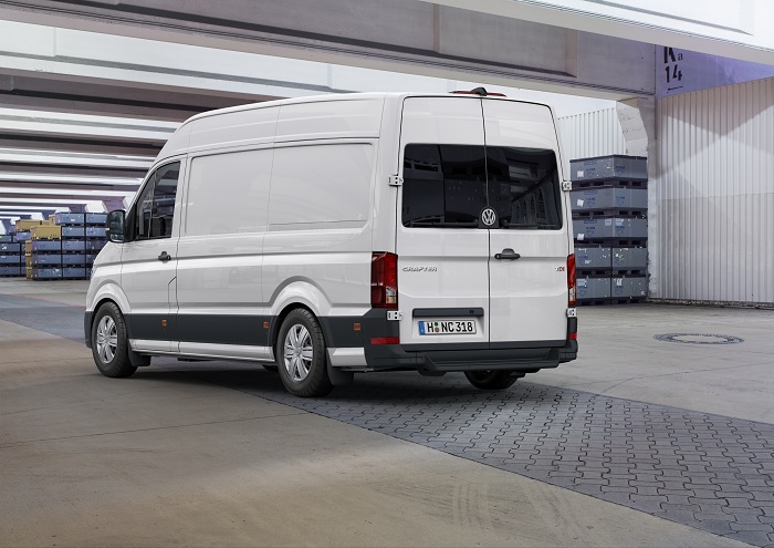Sharply styled Volkswagen Crafter arrives-Autodealer