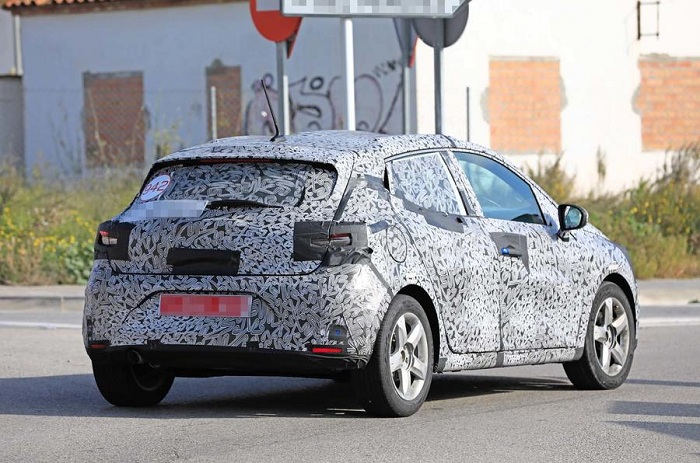 Renault resumes new Clio testing as more details emerge-Autodealer