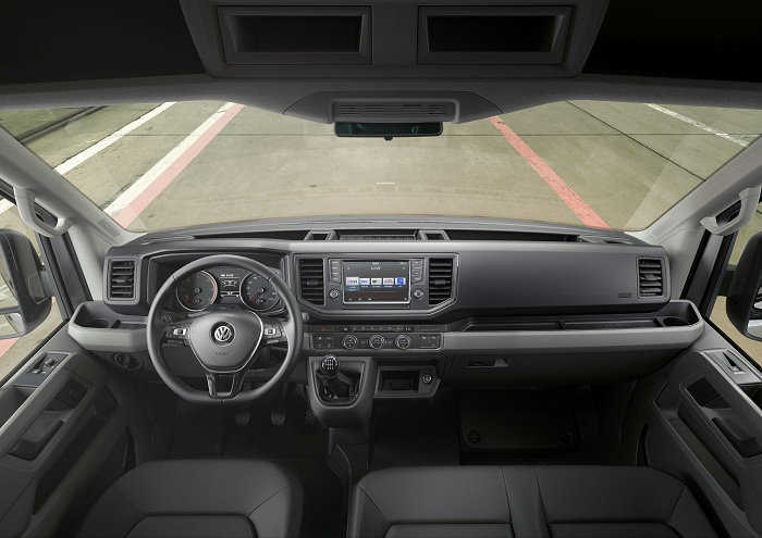 Sharply styled Volkswagen Crafter arrives-Autodealer
