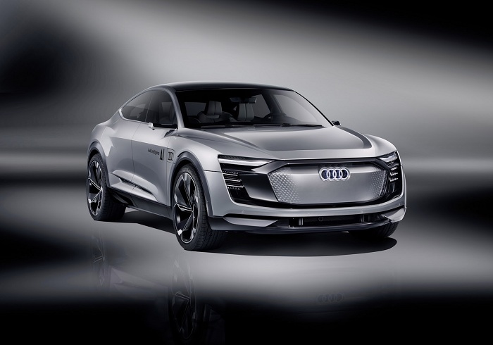 RWD Audi R8 and autonomous concepts bow in Frankfurt-Autodealer