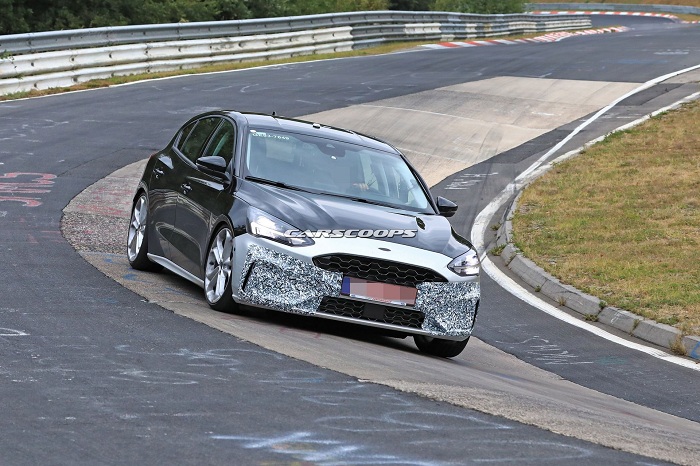 Sticker confirms next Ford Focus ST will have 2.3 EcoBoost-Autodealer