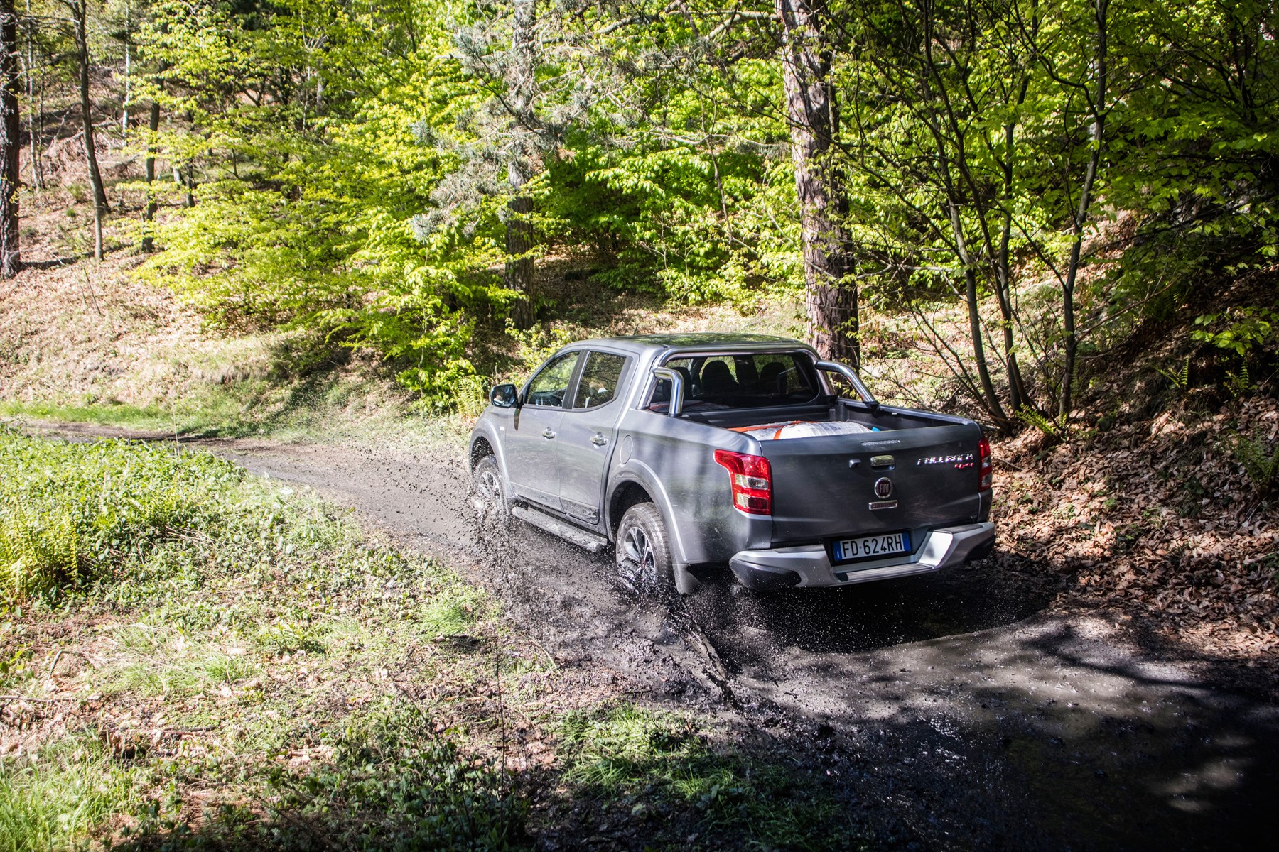 Five female-friendly cars, chosen by a lady-Autodealer
