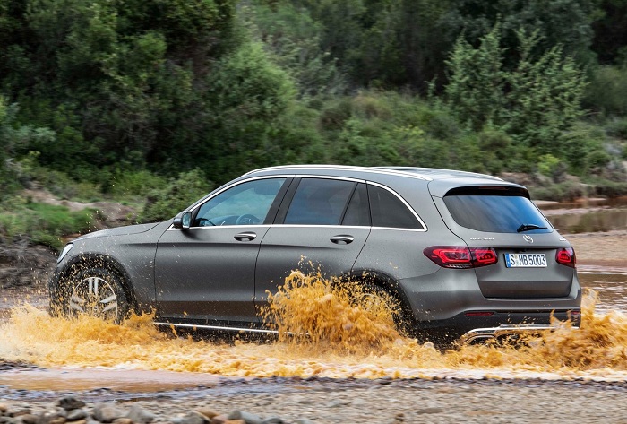 Mercedes-Benz officially details facelifted GLC-Autodealer