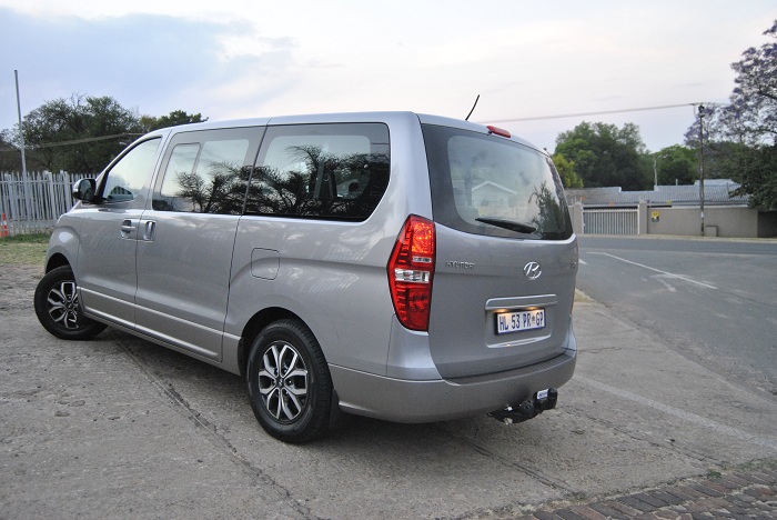 Hyundai H-1 is a large class act-Autodealer
