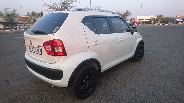 Suzuki Ignis pulls the funky card-Autodealer