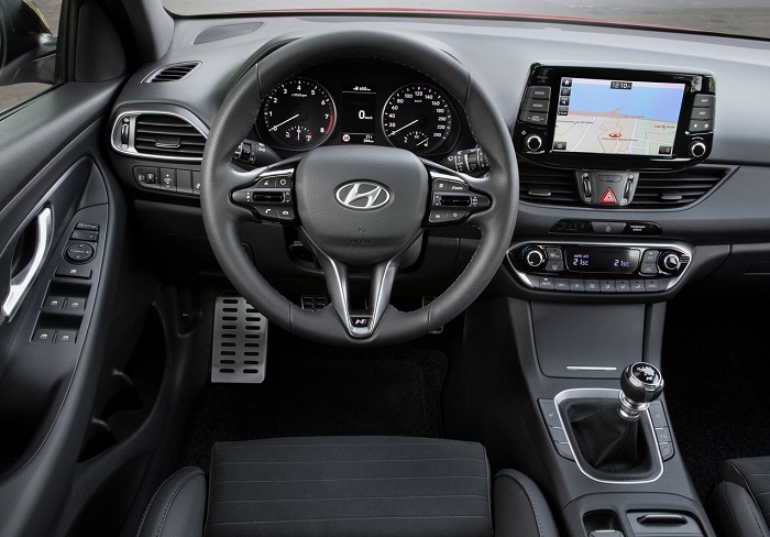 Hyundai i30 N Line has the show to outpace its go-Autodealer