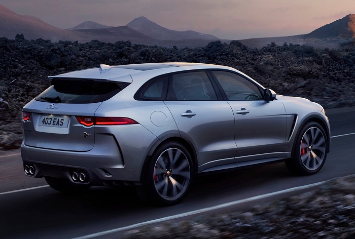 Jaguar pounces on NYC with 405 kW F-Pace SVR-Autodealer