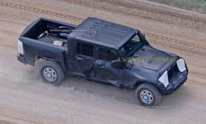 Jeep Wrangler pick-up envisioned in latest renderings-Autodealer