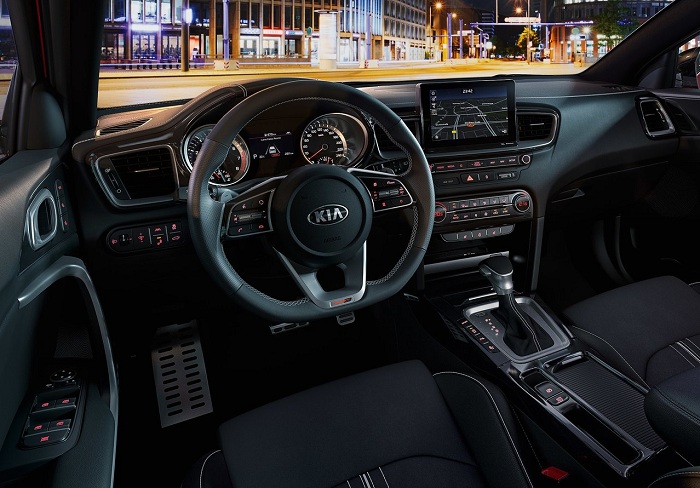 Shooting Brake-styled Kia ProCeed revealed along with sporty GT-Autodealer