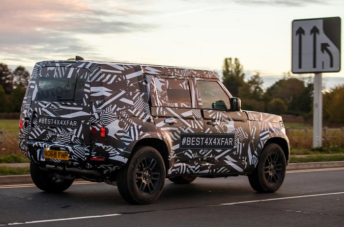 Prototype all-new Land Rover Defender comes out of hiding-Autodealer