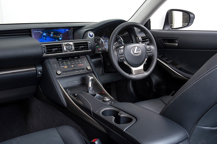 Lexus IS now with a green conscious-Autodealer