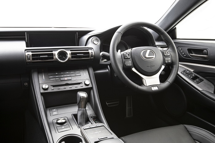 Lexus reinvigorates RC range-Autodealer