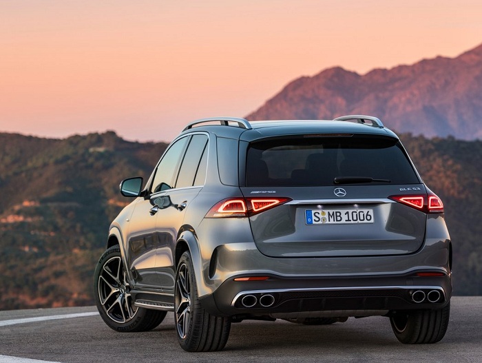AMG puts a fast beating green heart into the Mercedes-Benz GLE-Autodealer
