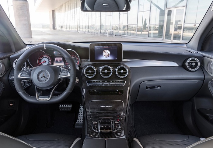 Monstrous Mercedes-AMG GLC 63 S unleashed-Autodealer