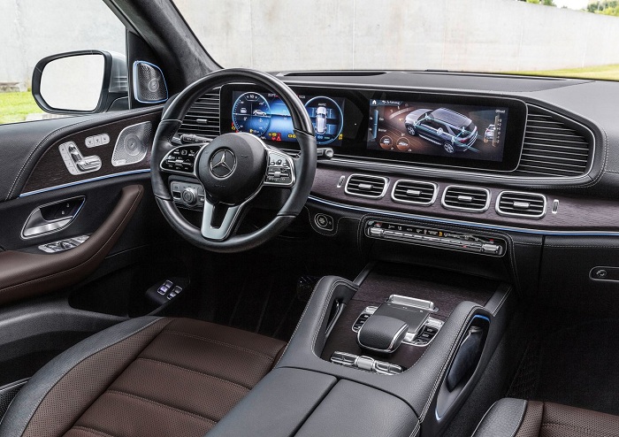 New Mercedes-Benz GLE (finally) shows its true self-Autodealer