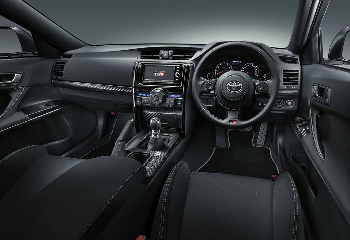 Toyota Mark X GRMN a V6, manual RWD sedan South Africa cannot have-Autodealer