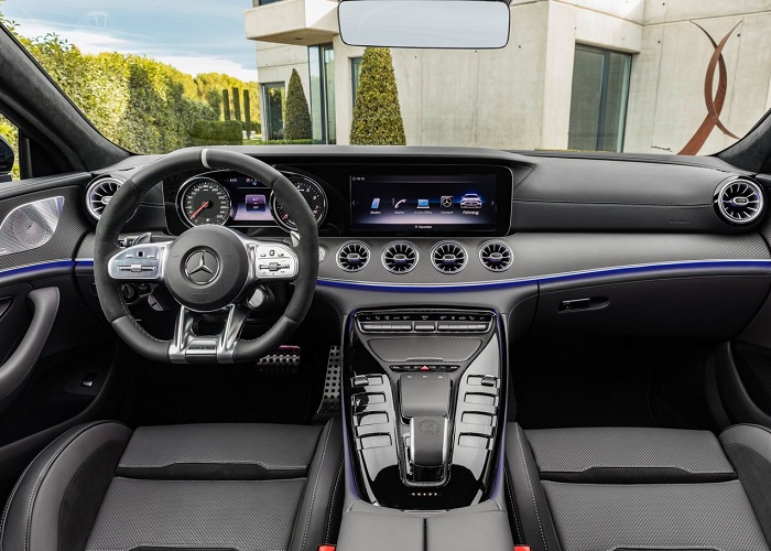 All-wheel drive, four-door Mercedes-AMG GT4 bows in Geneva-Autodealer