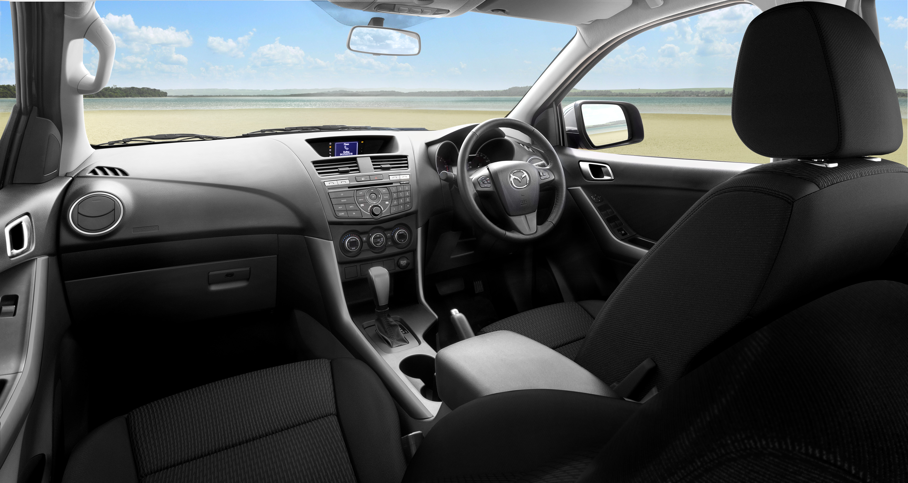 Mazda’s BT-50 revamped for 2017-Autodealer