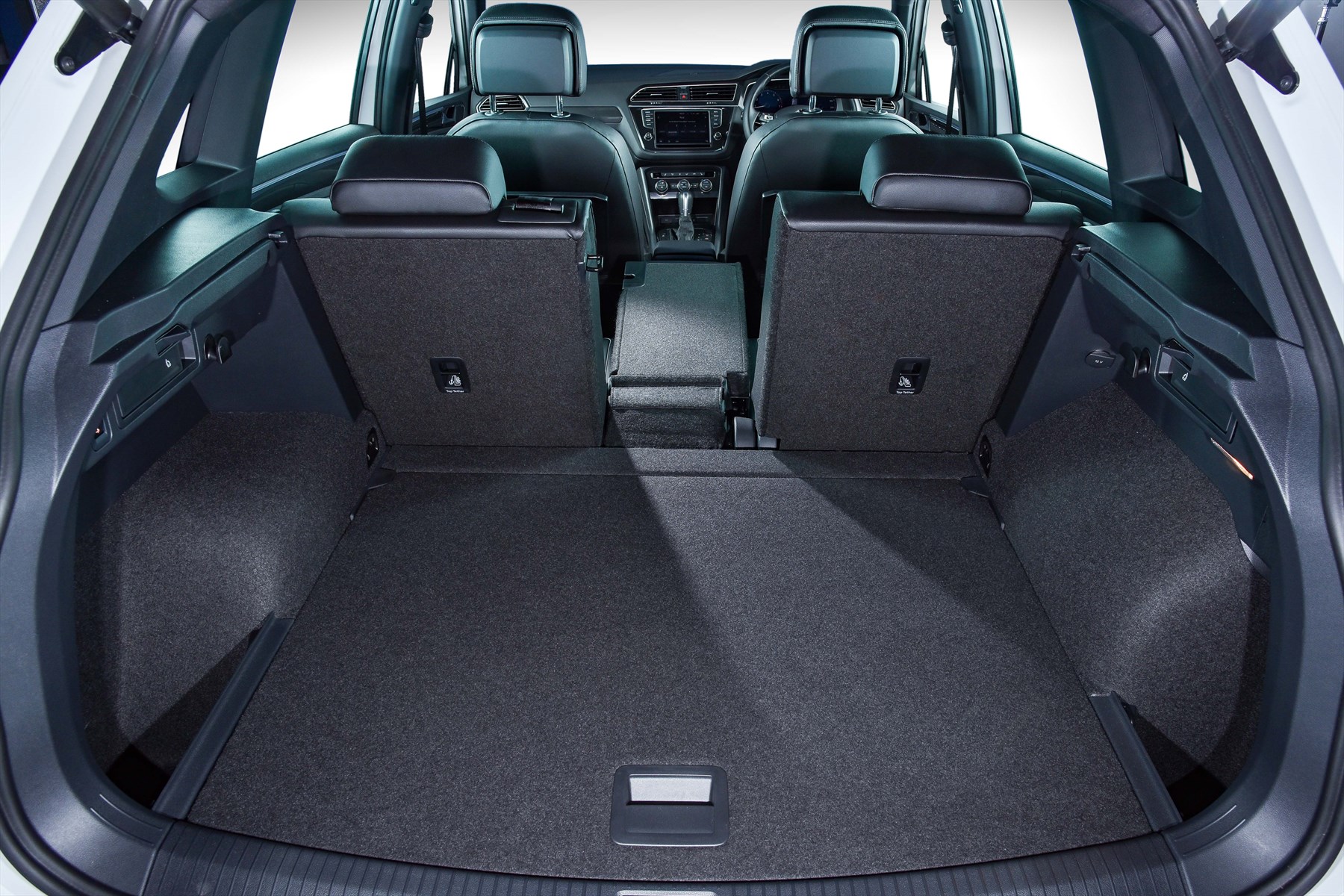 New Tiguan aims for the top-Autodealer