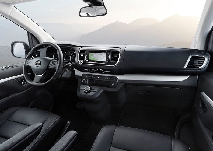 Opel Zafira returns as a more premium, bigger people hauler-Autodealer