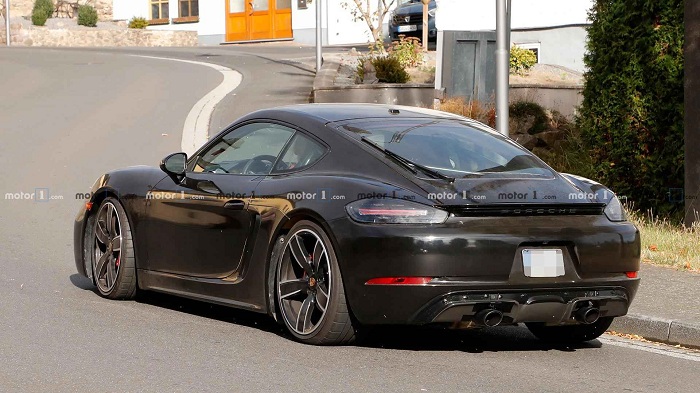 Porsche 718 Cayman T makes spy shot debut-Autodealer