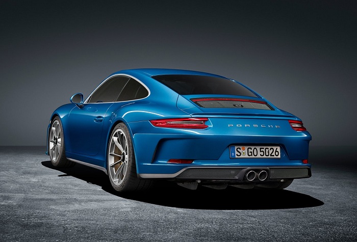 Touchdown in Frankfurt for Porsche's latest fastest pair-Autodealer