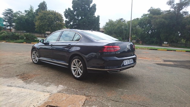 VW Passat TDI a smooth sensation-Autodealer
